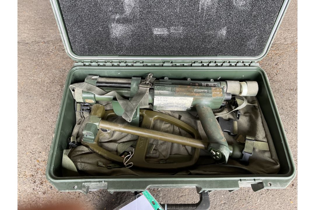 1x Vallon VMH3CS Mine/Metal Detector - Image 1 of 3