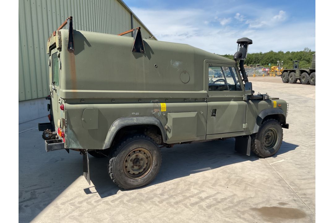 Rare Land Rover RHD 110 TUM Wolf Hard Top Winter/Water, Direct from UK MOD - Image 14 of 35