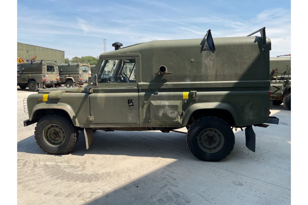 Rare Land Rover RHD 110 TUM Wolf Hard Top Winter/Water, Direct from UK MOD - Image 10 of 35