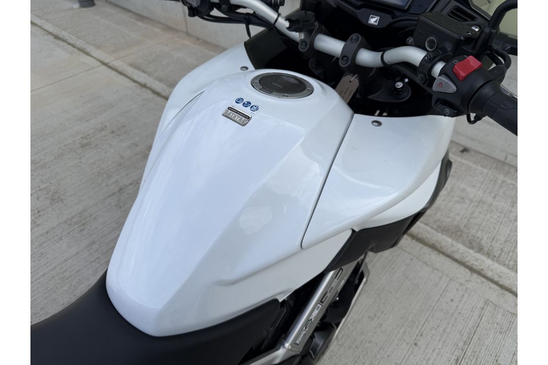 2016 Honda VFR 8000 X-F Motorcycle, Recently released from UK Govt Department/Police Force - Image 24 of 30