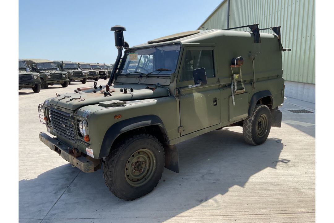 Rare Land Rover RHD 110 TUM FFR Wolf Hard Top Winter/Water, Direct from UK MOD - Image 9 of 35
