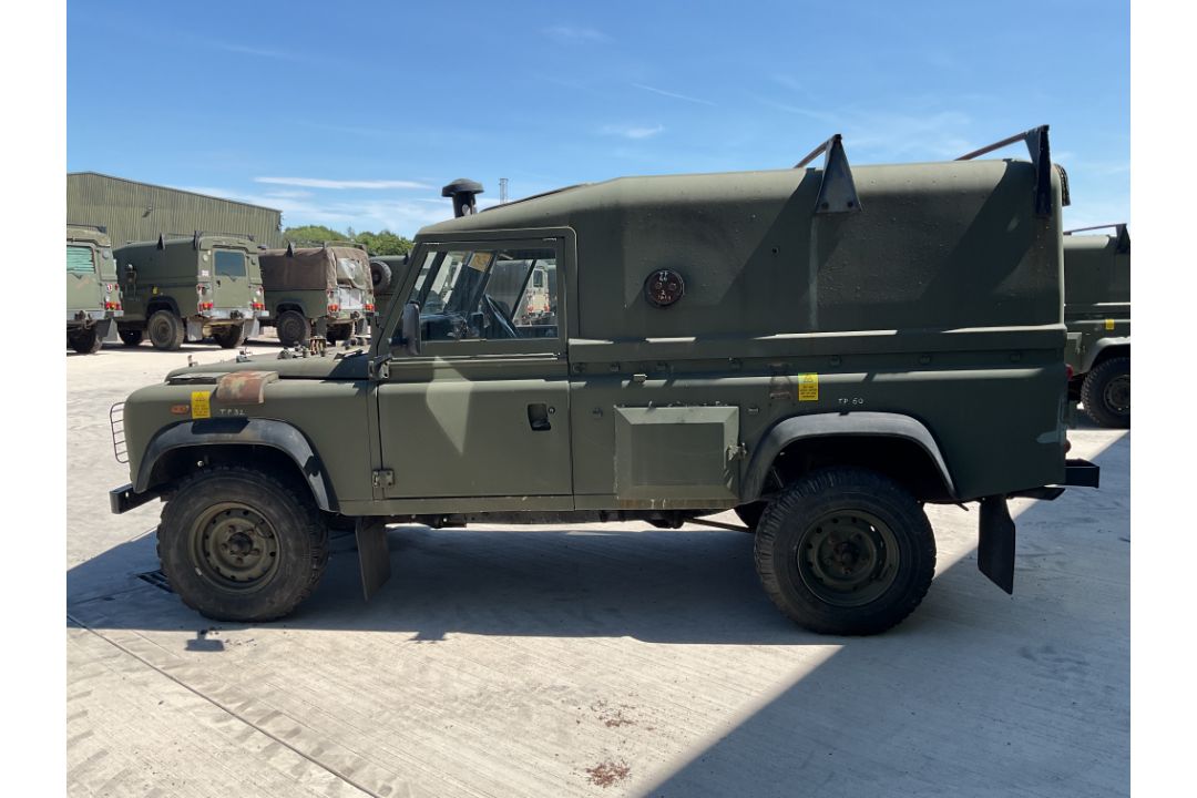 Rare Land Rover RHD 110 TUM Wolf Hard Top Winter/Water, Direct from UK MOD - Image 10 of 35