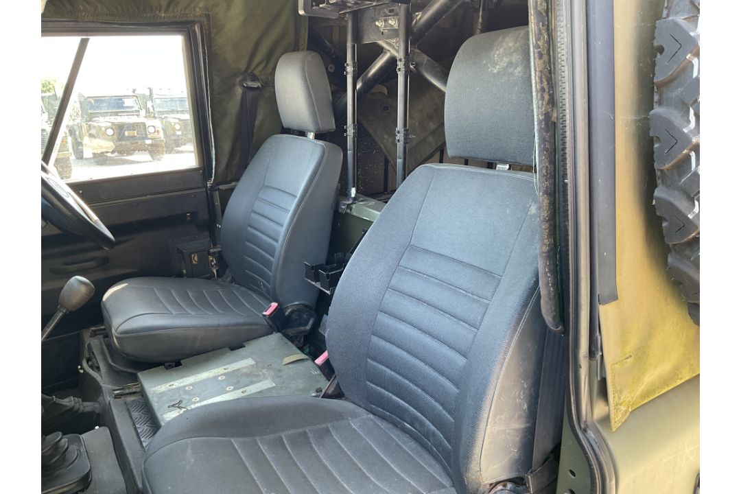 Rare Land Rover RHD 110 TUM FFR Wolf Soft Top Winter/Water, Direct from UK MOD - Image 33 of 37