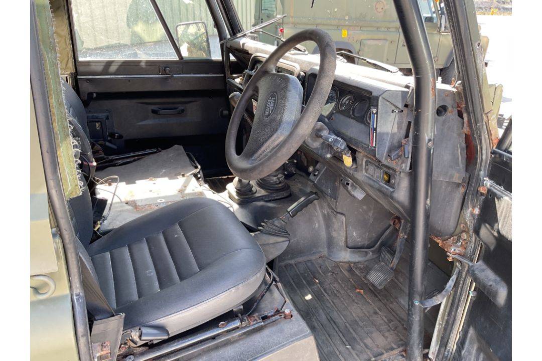 Rare Land Rover RHD 110 TUM FFR Wolf Hard Top Winter/Water, Direct from UK MOD - Image 25 of 35