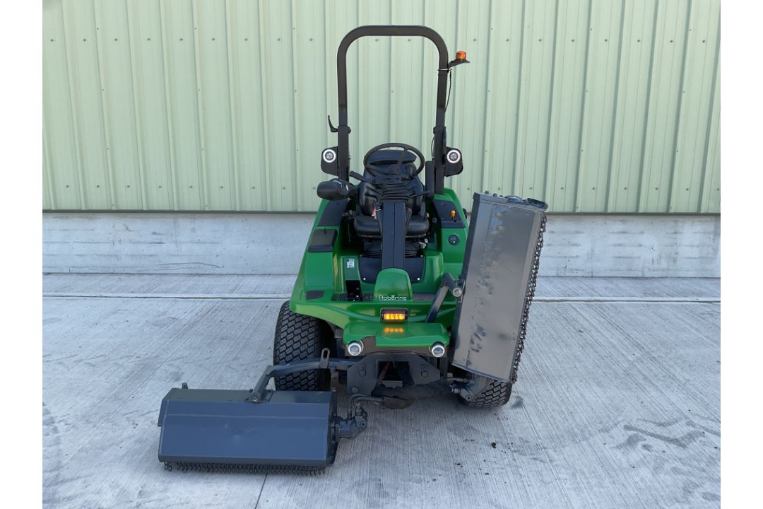 Roberine F3 3 Deck 4x4 Commercial Flail Mower, 3005 Hrs Only! Direct from UK Govt Dept - Image 10 of 26