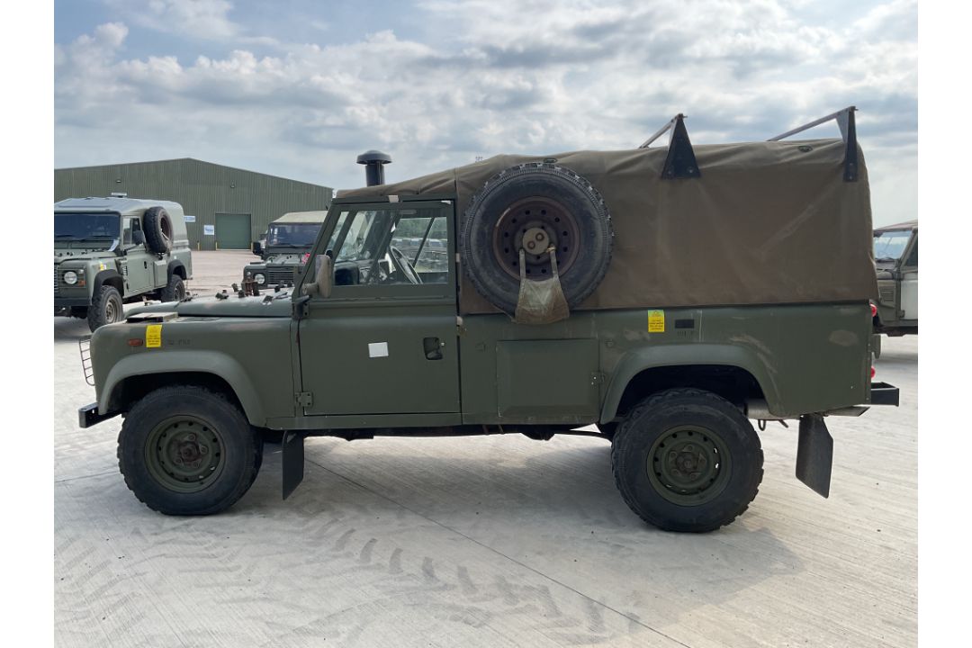 Rare Land Rover RHD 110 TUM Wolf Soft Top Winter/Water, Direct from UK MOD - Image 10 of 35