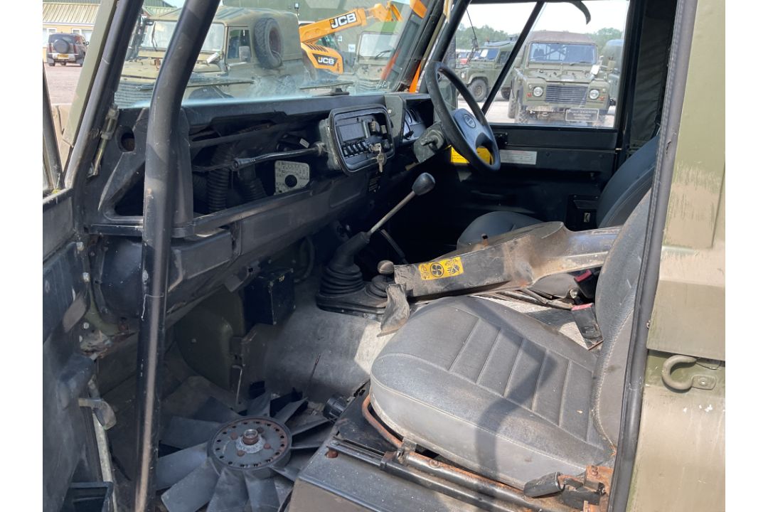 Rare Land Rover RHD 110 TUM FFR Wolf Hard Top Winter/Water, Direct from UK MOD - Image 29 of 34