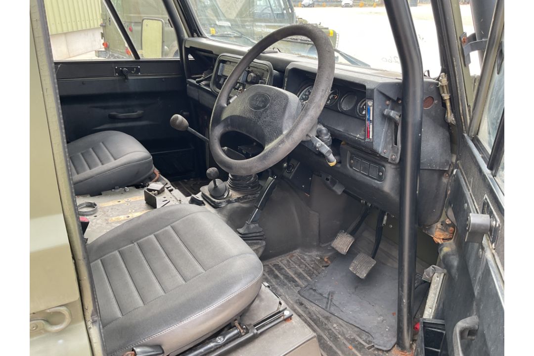 Rare Land Rover RHD 110 TUM Wolf Hard Top Winter/Water, Direct from UK MOD - Image 26 of 36