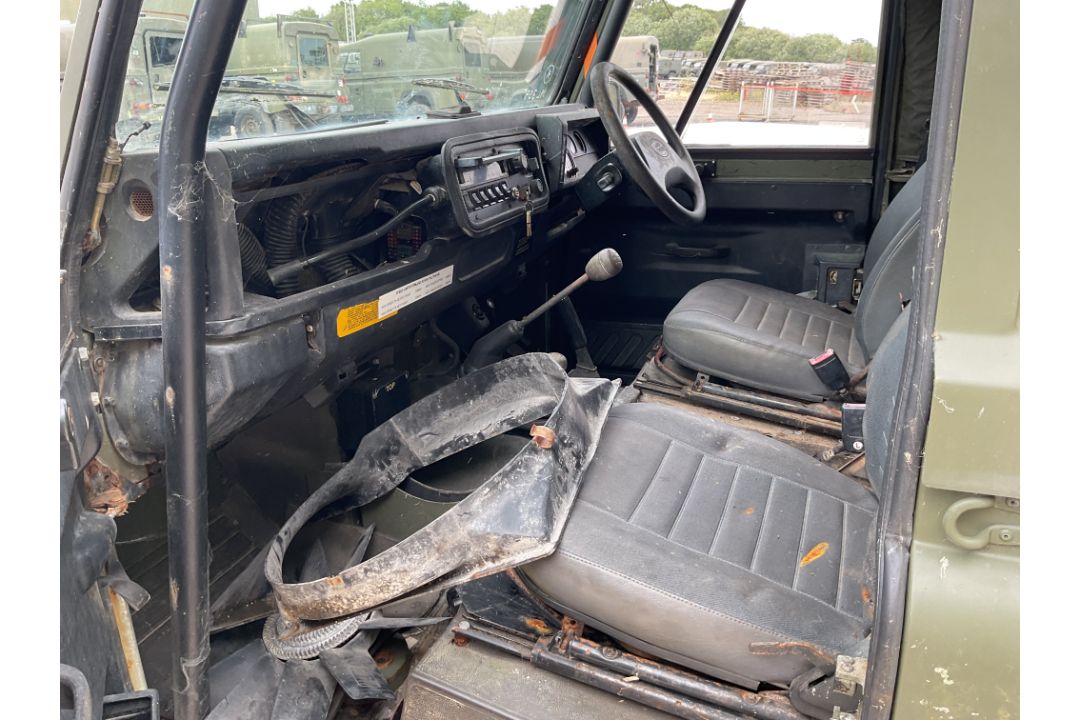 Rare Land Rover RHD 110 TUM Wolf Hard Top Winter/Water, Direct from UK MOD - Image 27 of 32