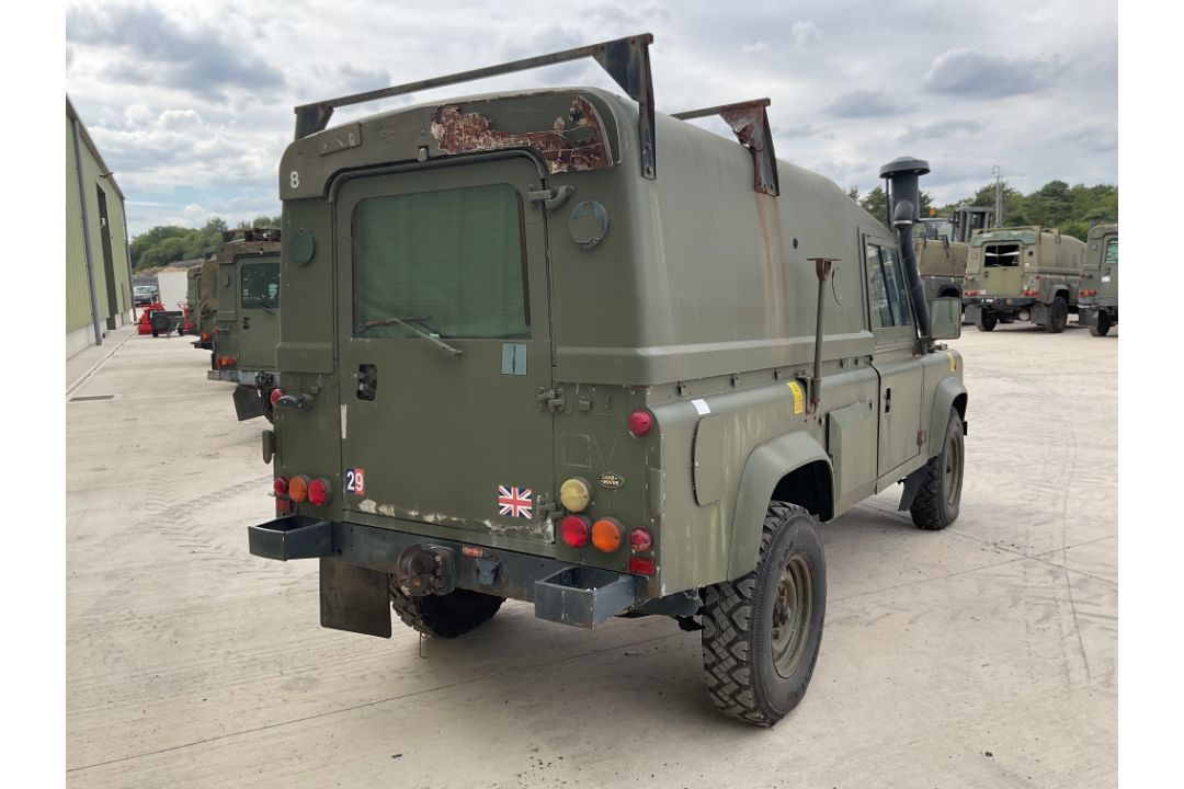 Rare Land Rover RHD 110 TUM Wolf Hard Top Winter/Water, Direct from UK MOD - Image 24 of 36
