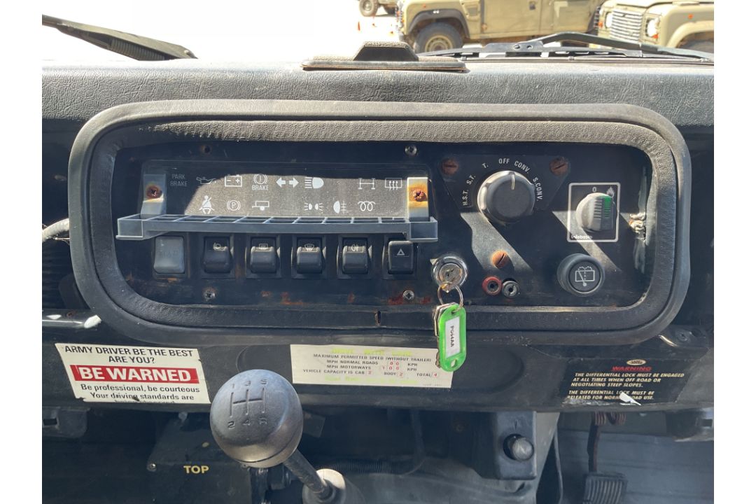 Rare Land Rover RHD 110 TUM FFR Wolf Hard Top Winter/Water, Direct from UK MOD - Image 29 of 35