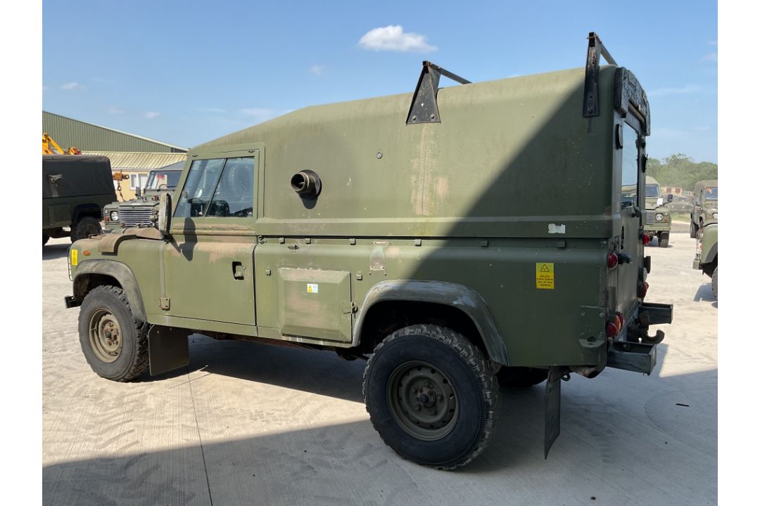 Rare Land Rover RHD 110 TUM FFR Wolf Hard Top Winter/Water, Direct from UK MOD - Image 17 of 35