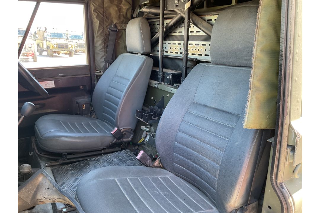 Rare Land Rover RHD 110 TUM Wolf Hard Top Winter/Water, Direct from UK MOD - Image 31 of 35
