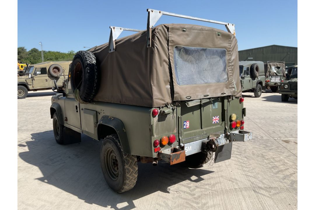 Rare Land Rover RHD 110 TUM FFR Wolf Soft Top Winter/Water, Direct from UK MOD - Image 26 of 37