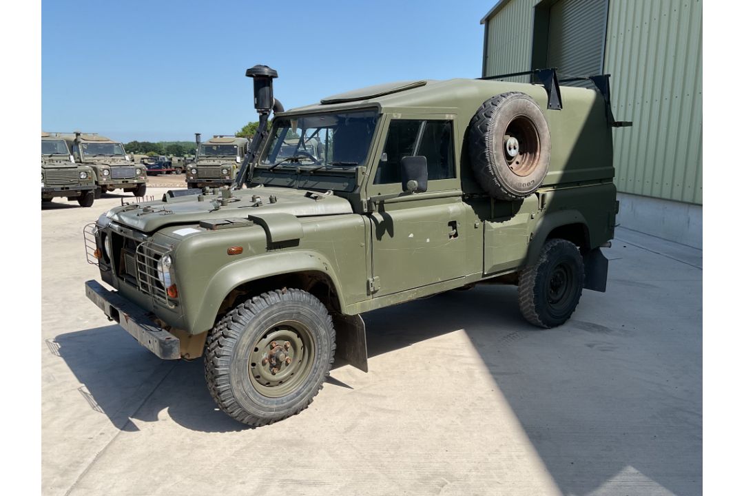 Rare Land Rover RHD 110 TUM FFR Wolf Hard Top Winter/Water, Direct from UK MOD - Image 9 of 35