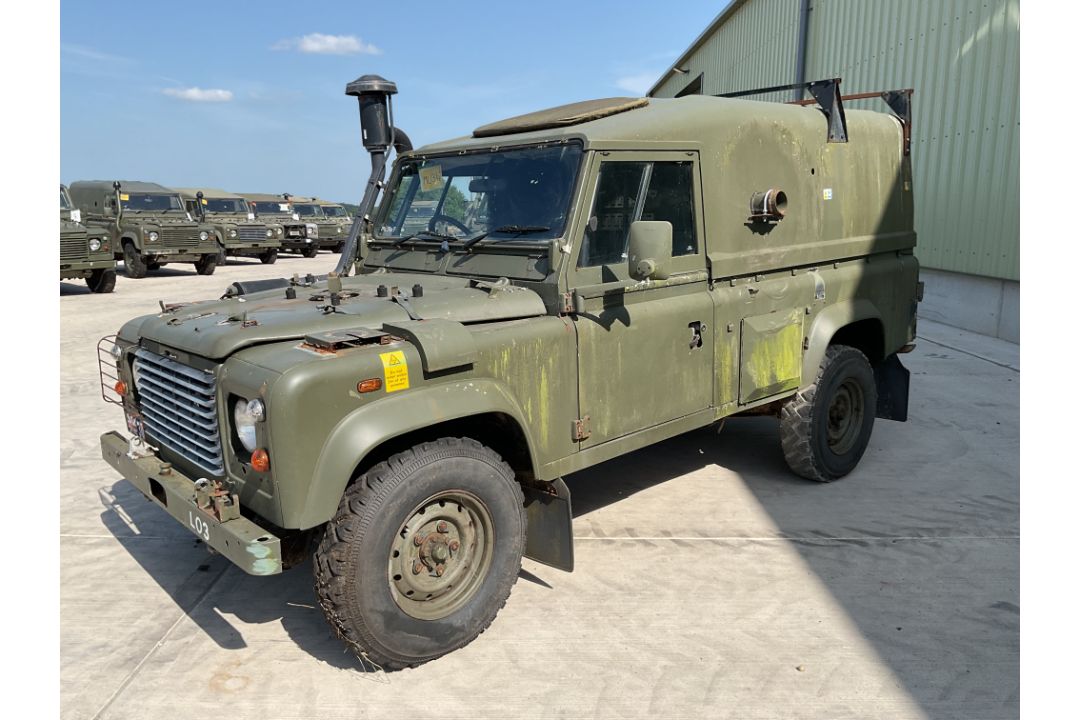 Rare Land Rover RHD 110 TUM FFR Wolf Hard Top Winter/Water, Direct from UK MOD - Image 9 of 35