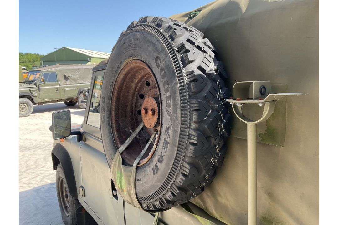 Rare Land Rover RHD 110 TUM FFR Wolf Soft Top Winter/Water, Direct from UK MOD - Image 18 of 37