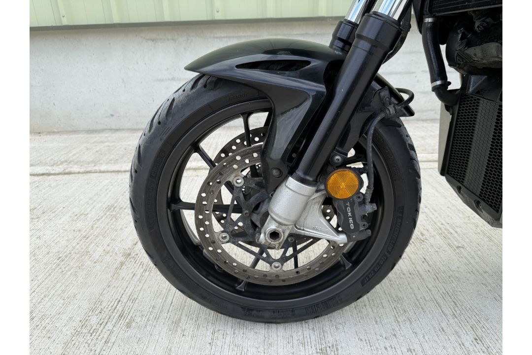 2016 Honda VFR 8000 X-F Motorcycle, Recently released from UK Govt Department/Police Force - Image 2 of 30
