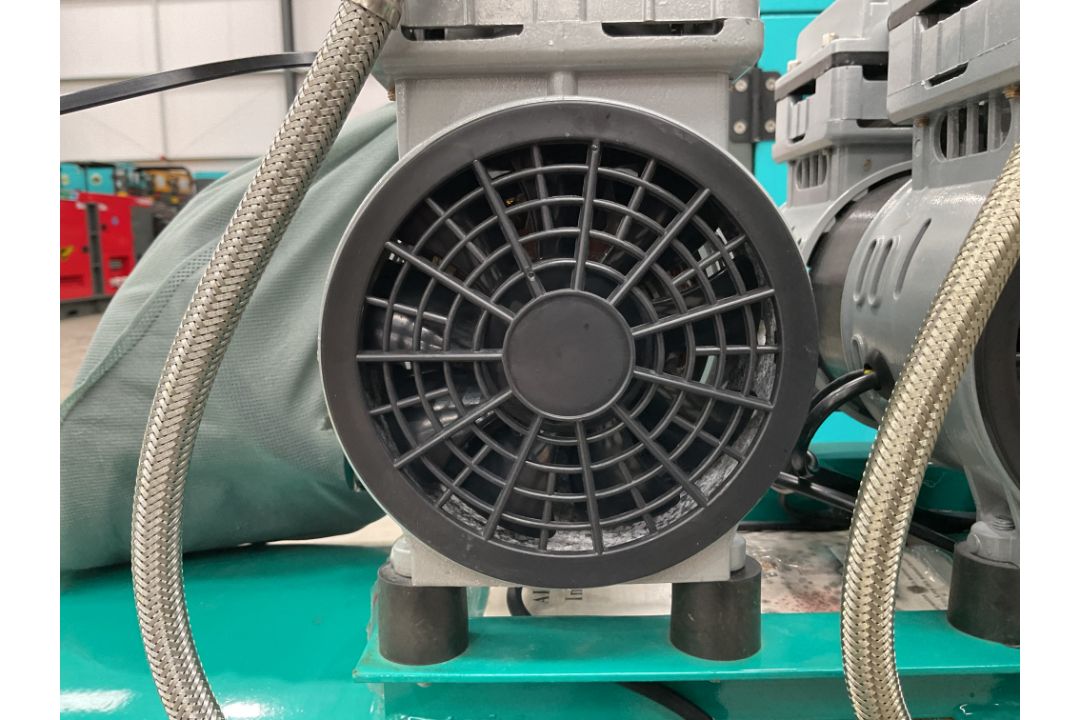 New Unused Schmelzer S800x3-200 Workshop Air Compressor - Image 2 of 7