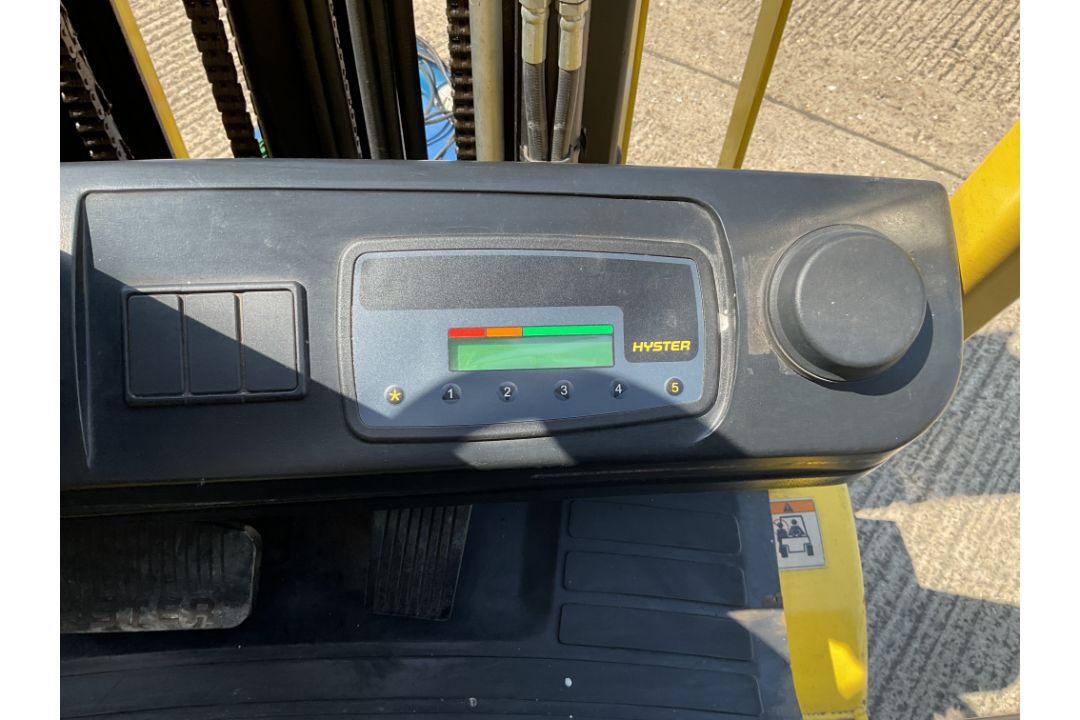 Hyster J2.00 XM-717 ACX 2 Tonne Electric Forklift c/w Duplex Mast, Side Shift and Charger - Image 14 of 26