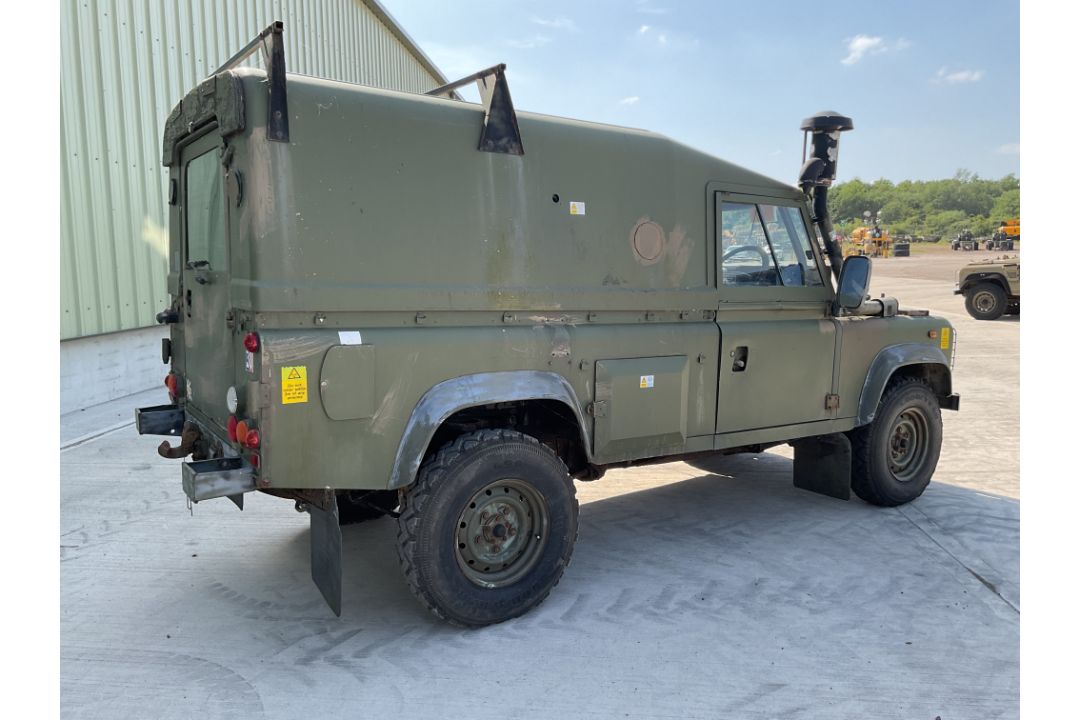 Rare Land Rover RHD 110 TUM FFR Wolf Hard Top Winter/Water, Direct from UK MOD - Image 14 of 35