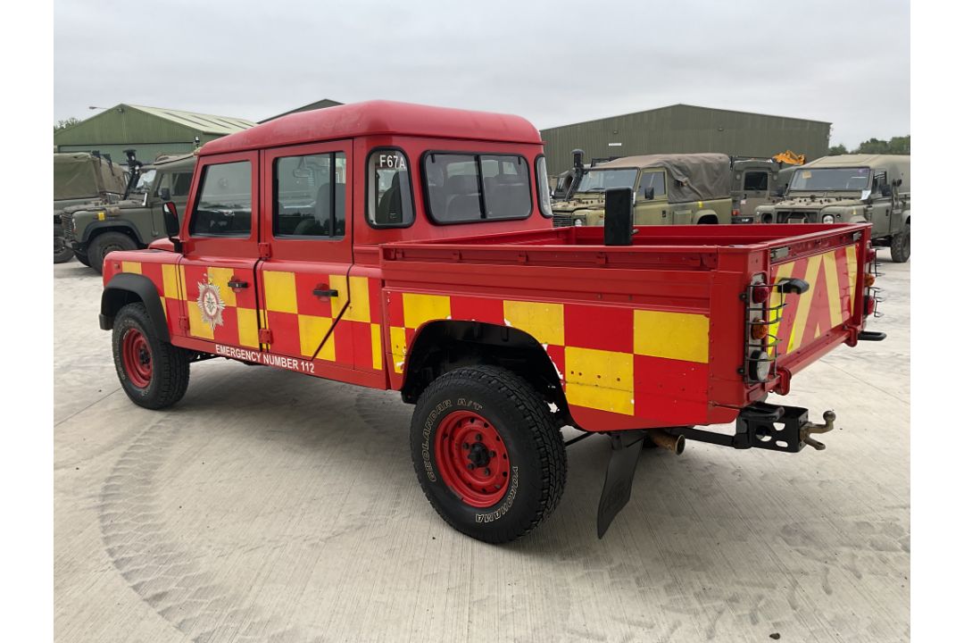 Land Rover Defender 130 Double Cab High Capacity Pick Up 2.2 TDI RHD, low miles! Direct UK MOD - Image 30 of 36