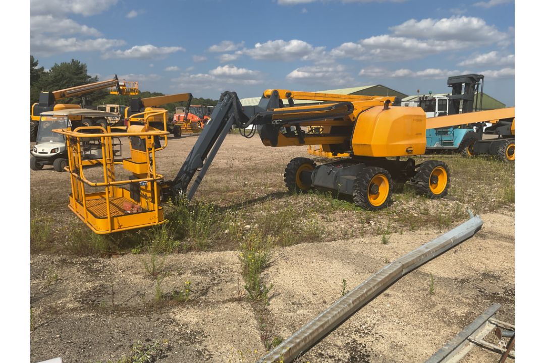 JCB Diesel 4x4 Access Platform. Very low hours - Image 1 of 23