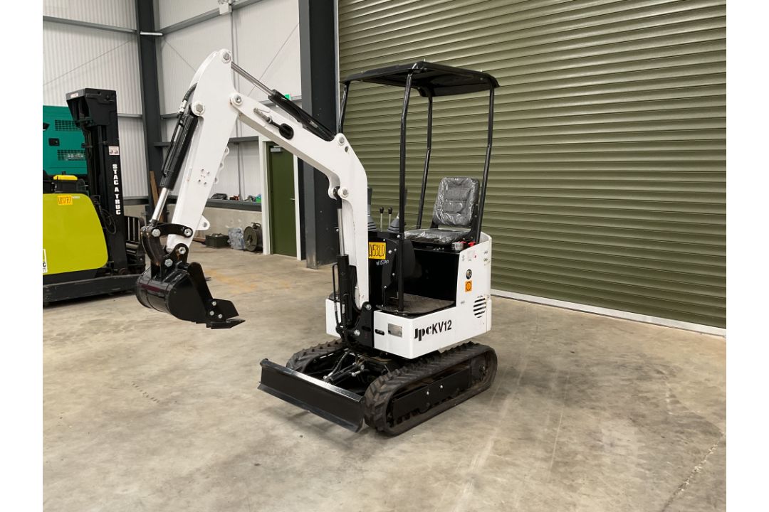 2025 Unissued JPC KV12 1070KG 12HP Diesel Rubber Track Mini Excavator c/w Front Blade etc - Image 26 of 27