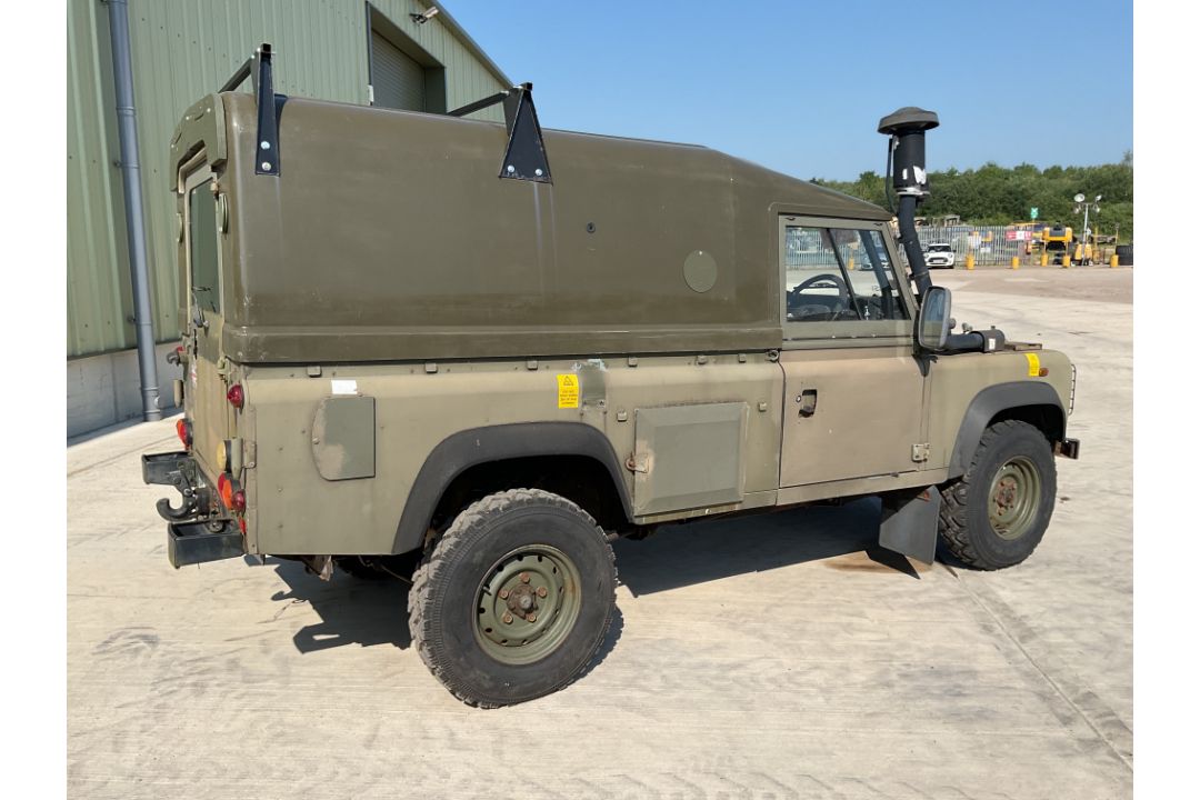 Rare Land Rover RHD 110 TUM FFR Wolf Hard Top Winter/Water, Direct from UK MOD - Image 14 of 35