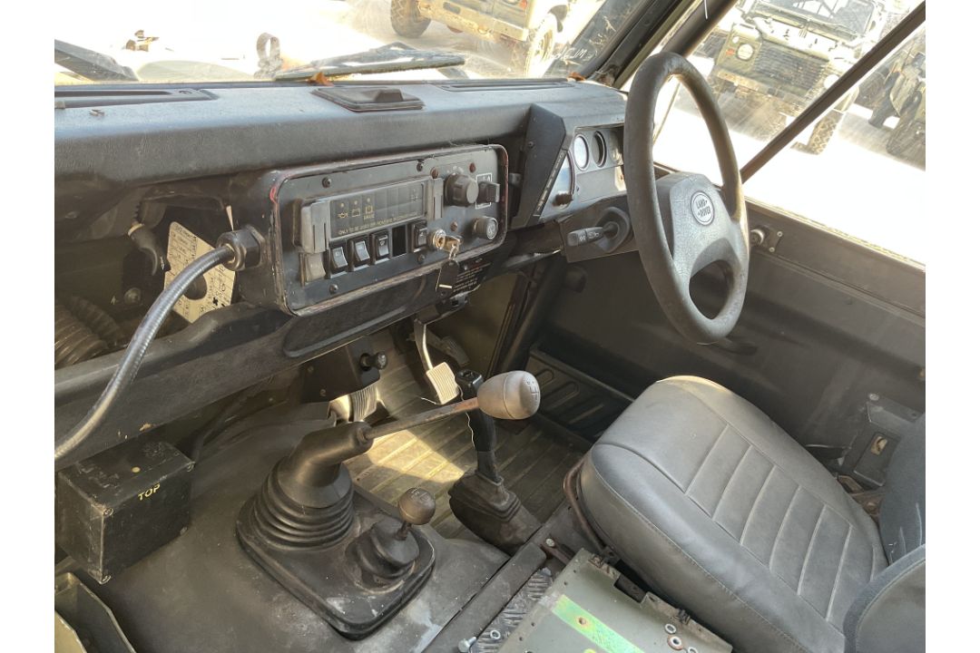 Rare Land Rover RHD 110 TUM FFR Wolf Hard Top Winter/Water, Direct from UK MOD - Image 32 of 35