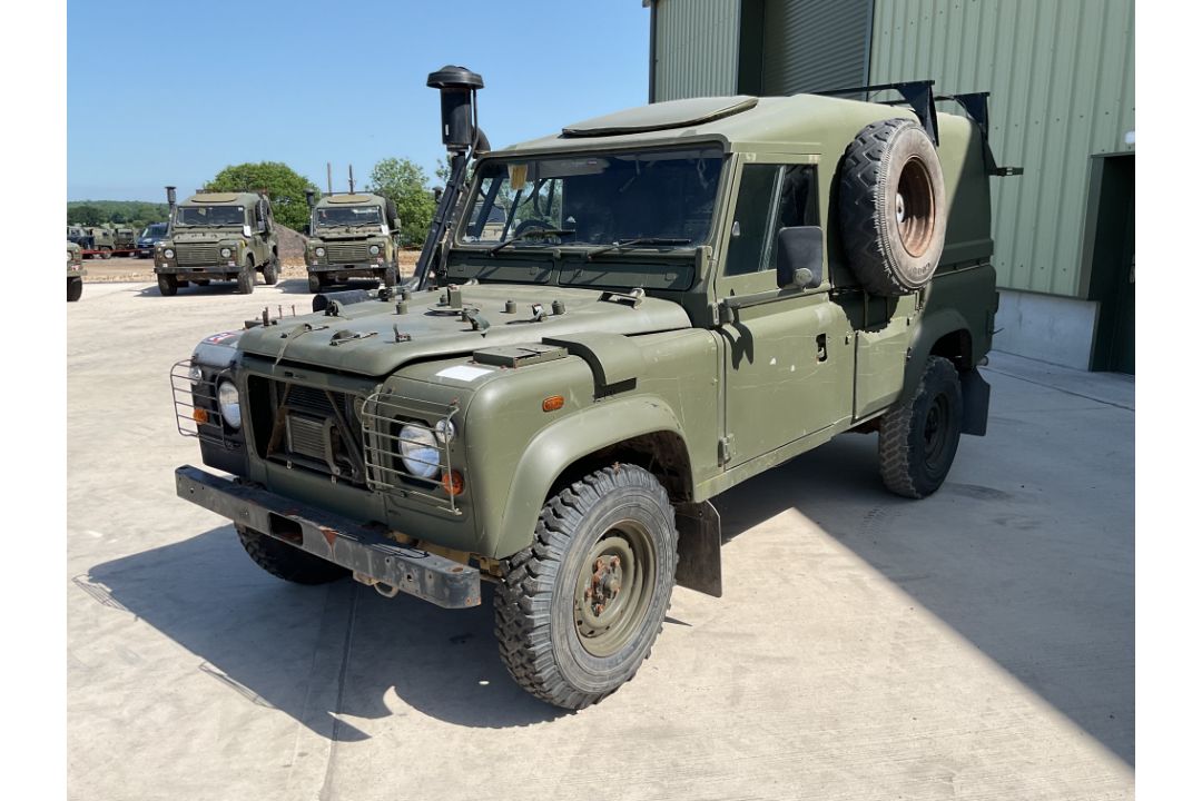 Rare Land Rover RHD 110 TUM FFR Wolf Hard Top Winter/Water, Direct from UK MOD - Image 33 of 35