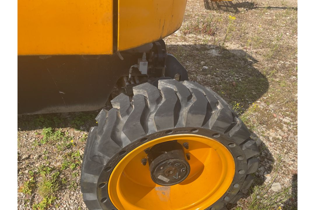 JCB Diesel 4x4 Access Platform. Very low hours - Image 6 of 23
