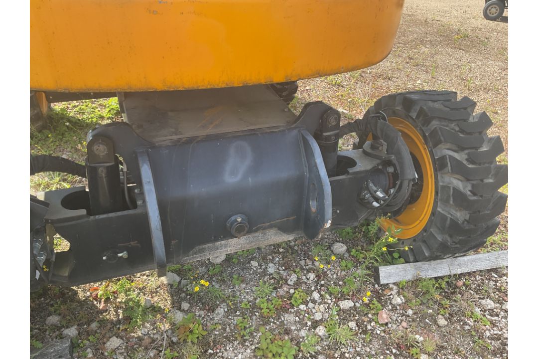 JCB Diesel 4x4 Access Platform. Very low hours - Image 7 of 23