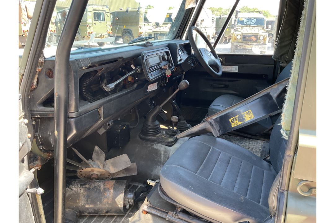 Rare Land Rover RHD 110 TUM Wolf Hard Top Winter/Water, Direct from UK MOD - Image 30 of 35