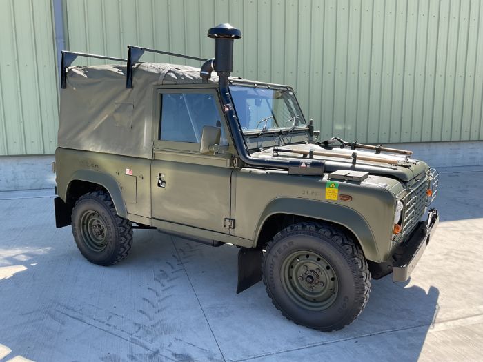 Rare Land Rover RHD 90 TUL Wolf Soft Top Winter/Water, Direct from UK MOD