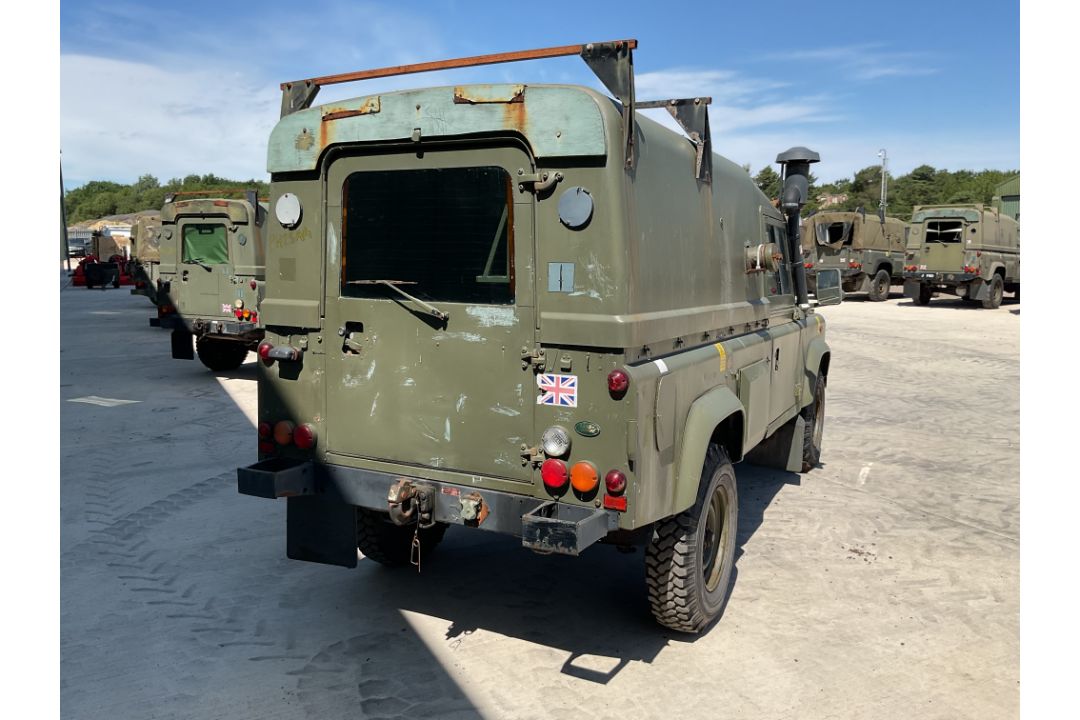 Rare Land Rover RHD 110 TUM Wolf Hard Top Winter/Water, Direct from UK MOD - Image 23 of 35