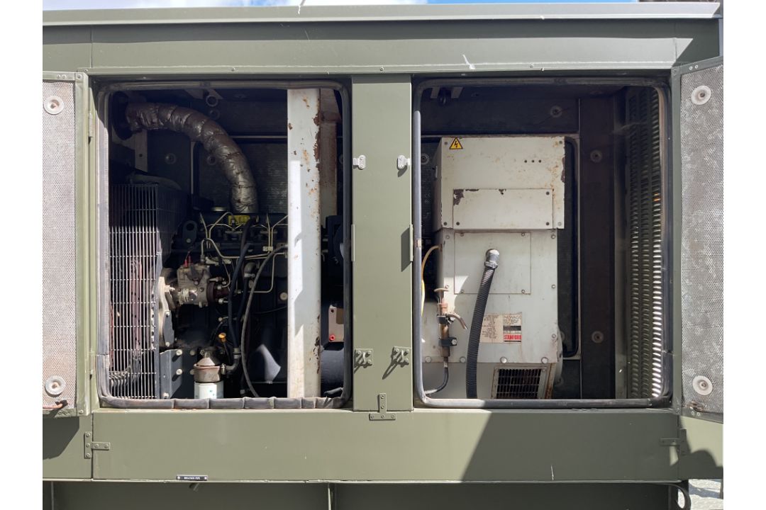 Ex Reserve MSI Defence Systems Mobile Antenna Mast on R.M. 4 Wheel 5500 Trailer - Image 5 of 31
