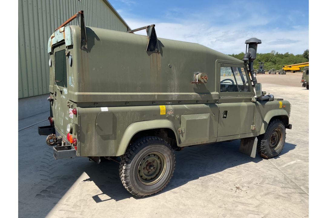 Rare Land Rover RHD 110 TUM Wolf Hard Top Winter/Water, Direct from UK MOD - Image 14 of 35