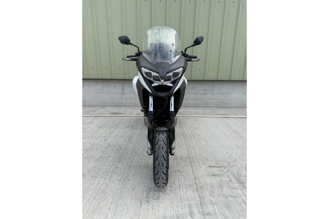 2016 Honda VFR 8000 X-F Motorcycle, Recently released from UK Govt Department/Police Force - Image 7 of 30