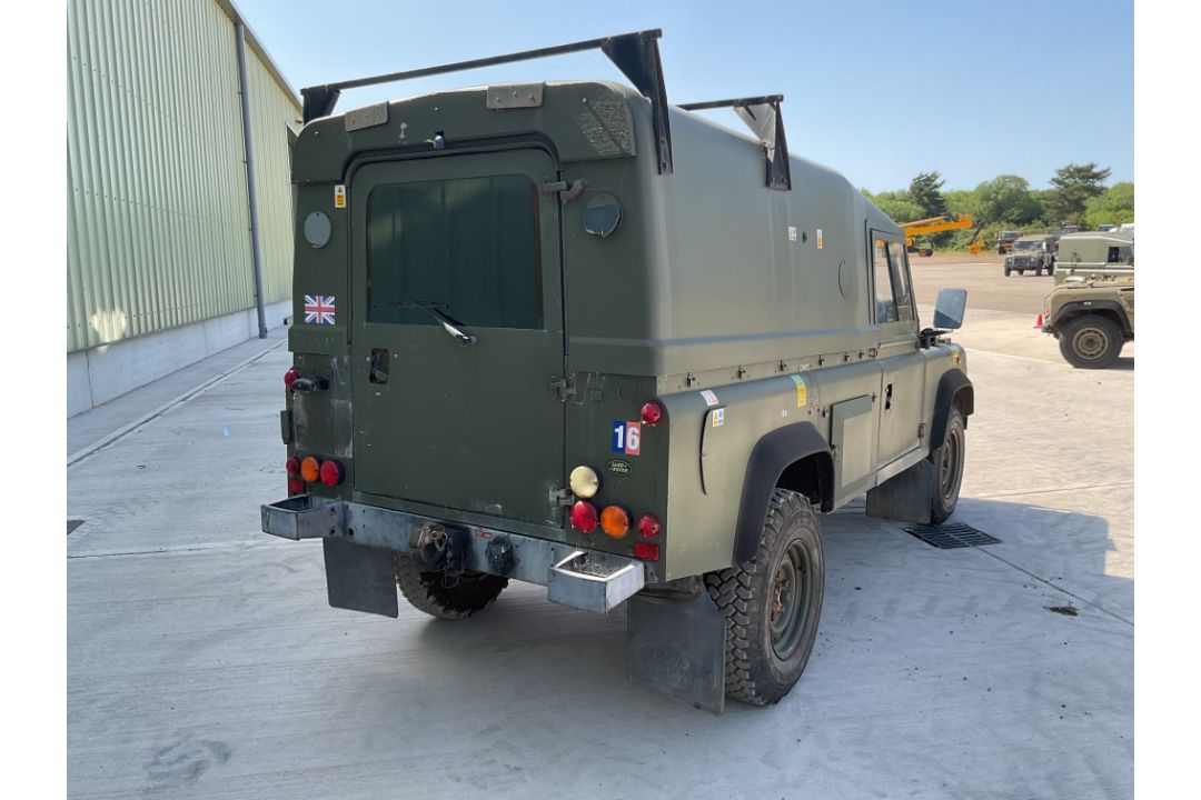 Rare Land Rover RHD 110 TUM FFR Wolf Hard Top Winter/Water, Direct from UK MOD - Image 23 of 35
