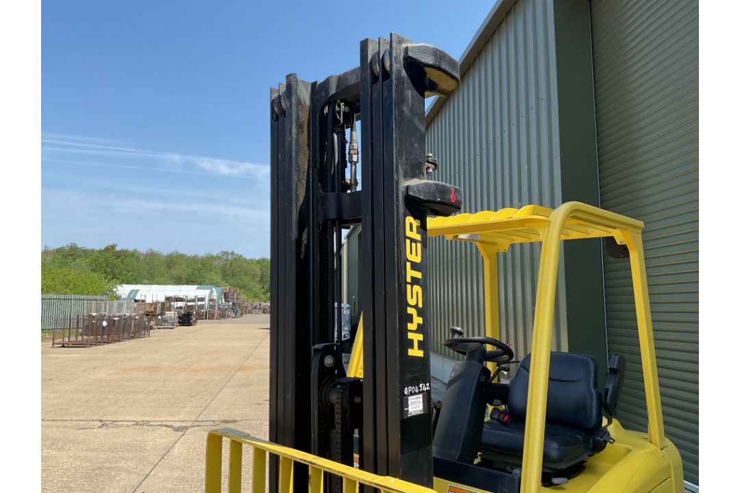 Hyster J2.00 XM-717 ACX 2 Tonne Electric Forklift c/w Duplex Mast, Side Shift and Charger - Image 16 of 26