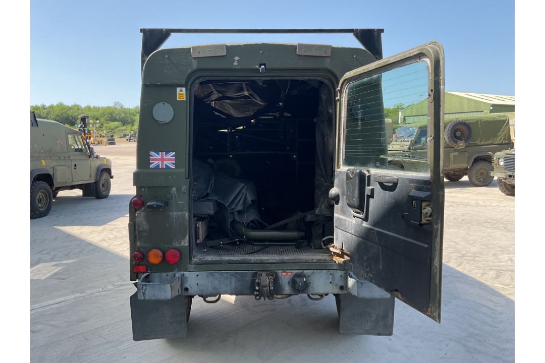 Rare Land Rover RHD 110 TUM FFR Wolf Hard Top Winter/Water, Direct from UK MOD - Image 18 of 35