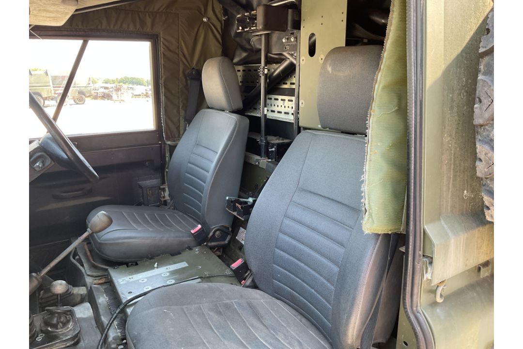 Rare Land Rover RHD 110 TUM Wolf Hard Top Winter/Water, Direct from UK MOD - Image 32 of 36