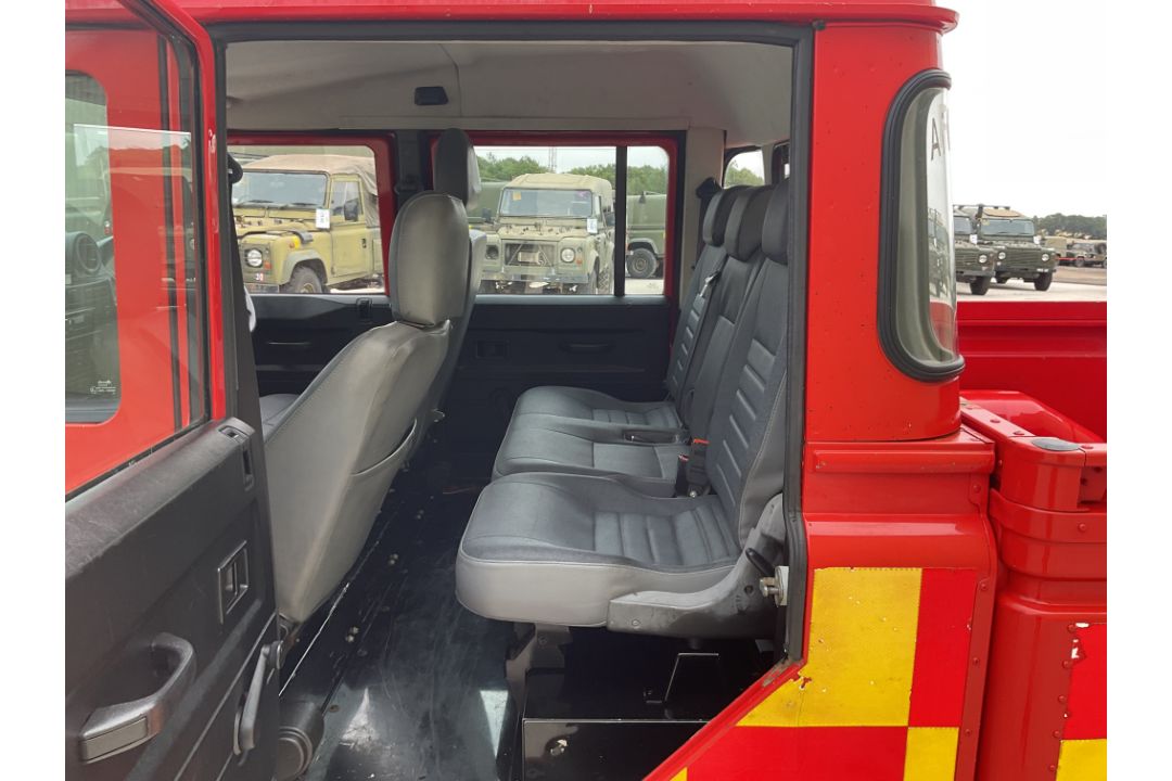 Land Rover Defender 130 Double Cab High Capacity Pick Up 2.2 TDI RHD, low miles! Direct UK MOD - Image 23 of 36
