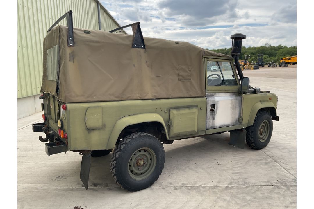 Rare Land Rover RHD 110 TUM Wolf Soft Top Winter/Water, Direct from UK MOD - Image 14 of 35