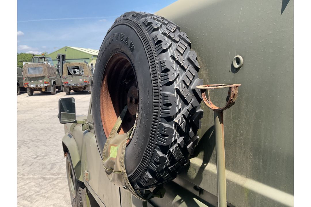Rare Land Rover RHD 110 TUM Wolf Hard Top Winter/Water, Direct from UK MOD - Image 18 of 36
