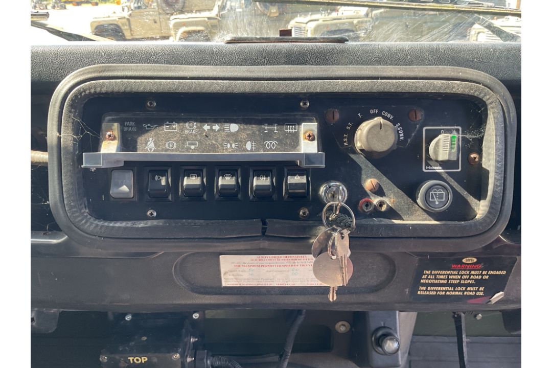 Rare Land Rover RHD 110 TUM FFR Wolf Hard Top Winter/Water, Direct from UK MOD - Image 29 of 35