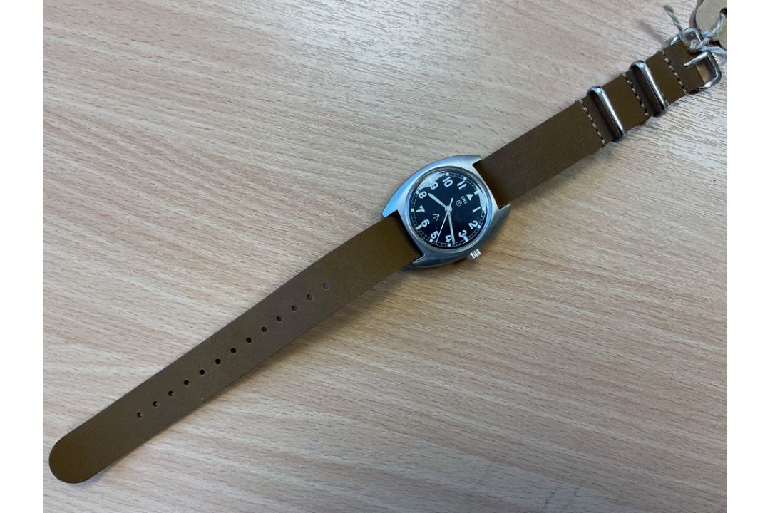 Unissued CWC Wind Up W10 British Army Service Watch, Sn° 1714, Date 1980, from MOD - Image 2 of 4