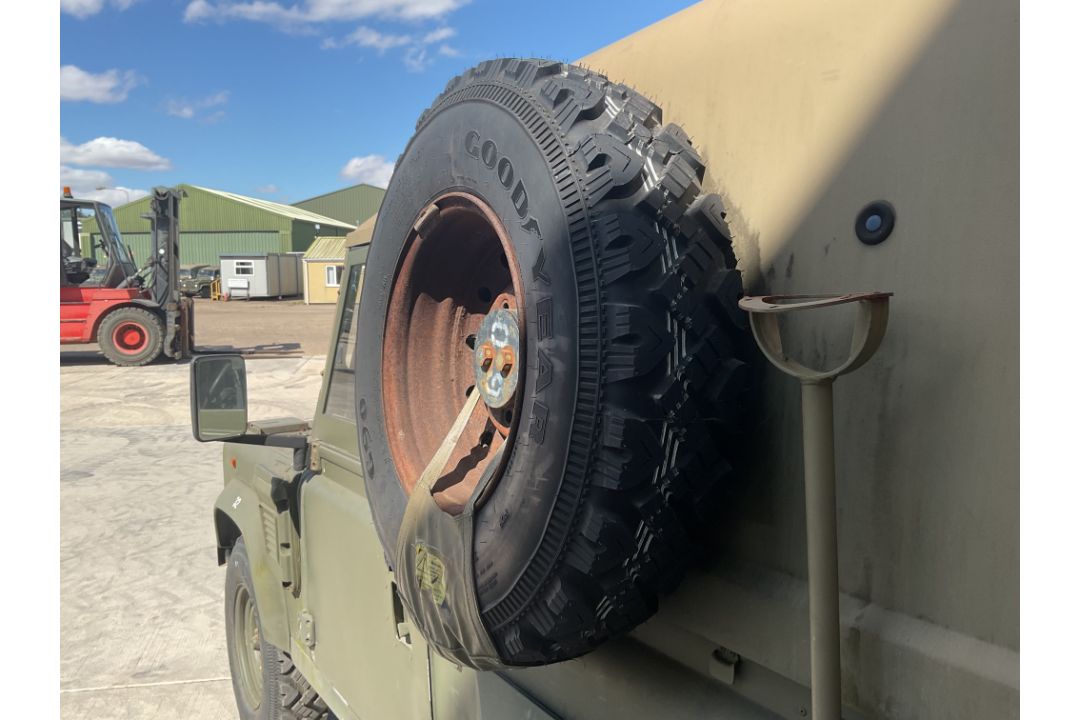 Land Rover 110 TUM Wolf LHD Hard Top FFR, Direct from UK MOD - Image 15 of 35