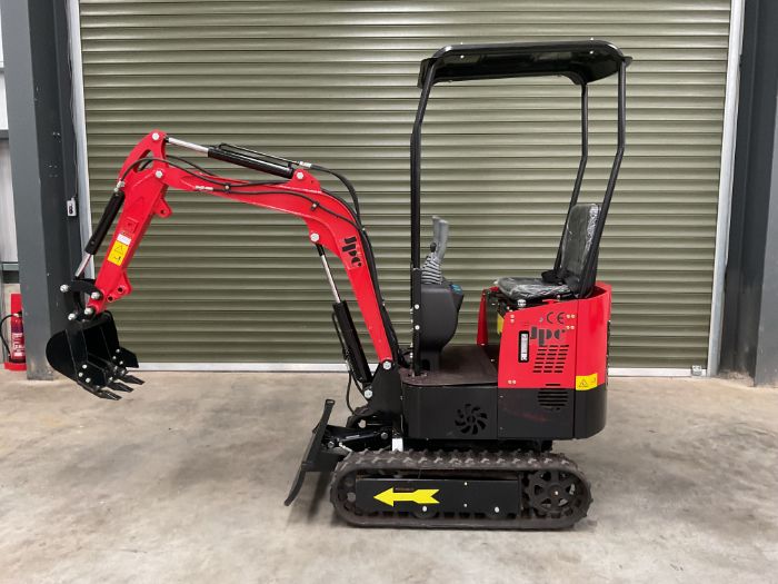 2024 Unissued JPC 1020KG 12HP Diesel Rubber Track Mini Excavator c/w Front Blade